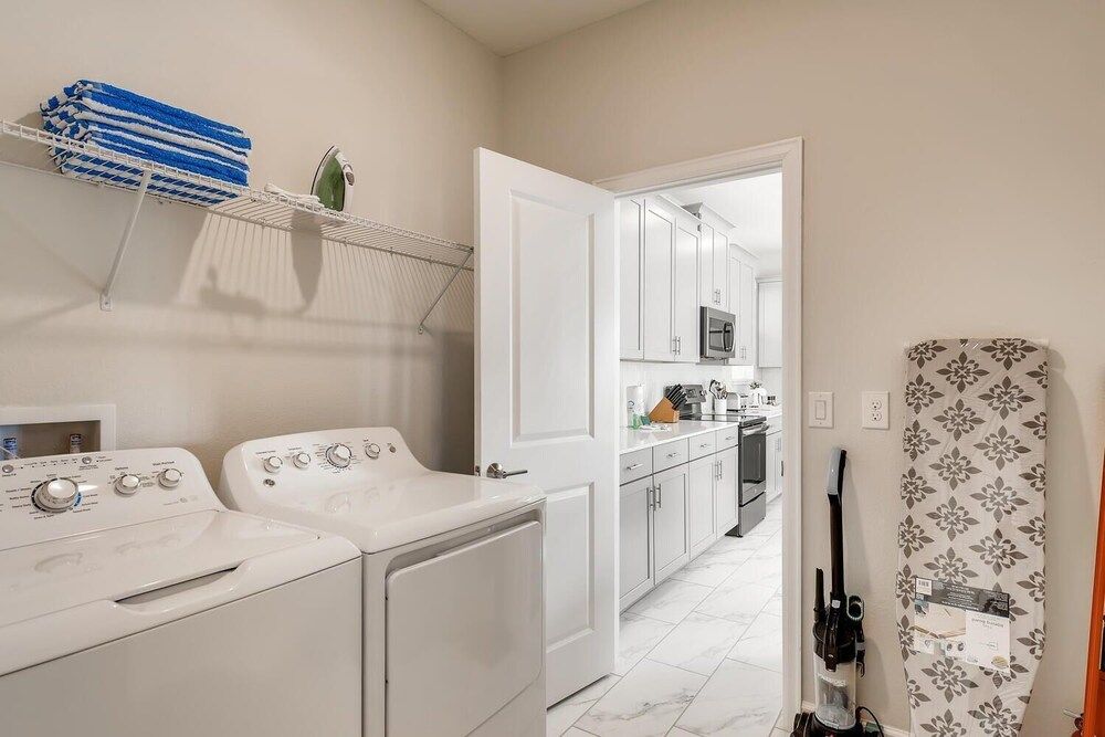 871 DS - Exquisite 5BR Retreat With Pool House, Multiple Beds (871 DS - Exquisite 5BR Retreat with P) 16