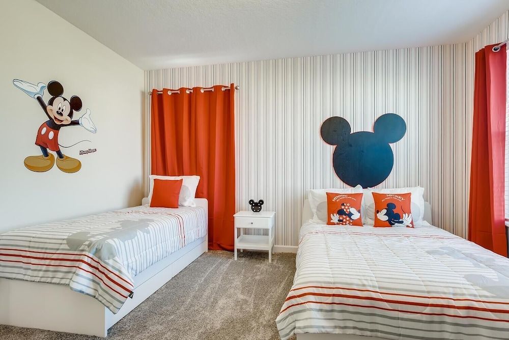 871 DS - Exquisite 5BR Retreat With Pool House, Multiple Beds (871 DS - Exquisite 5BR Retreat with P) 4