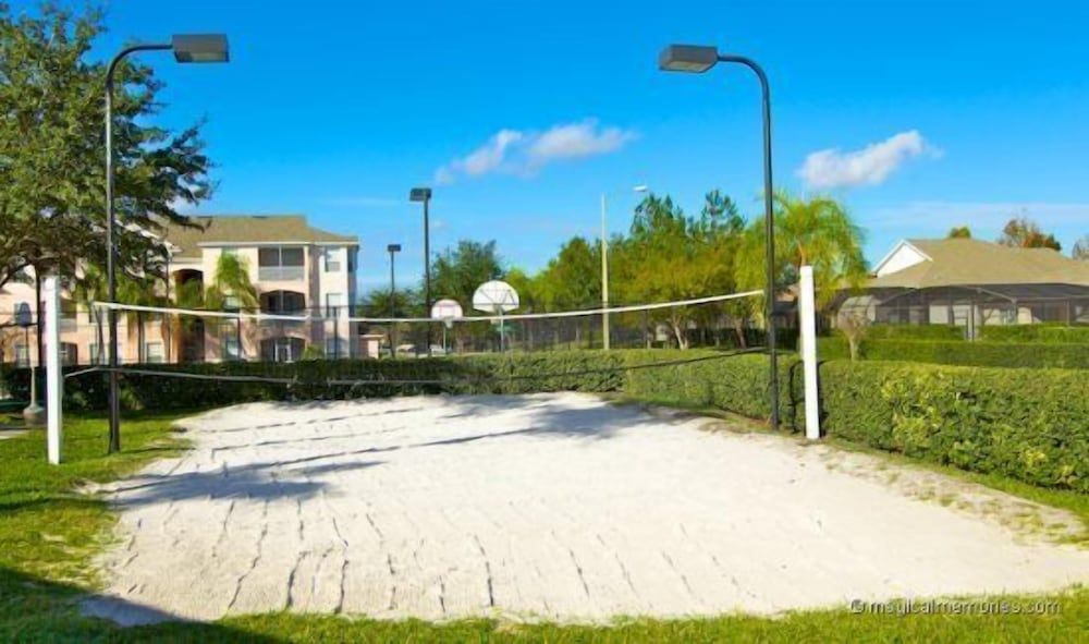 undefined Windsor_palms_304n 6