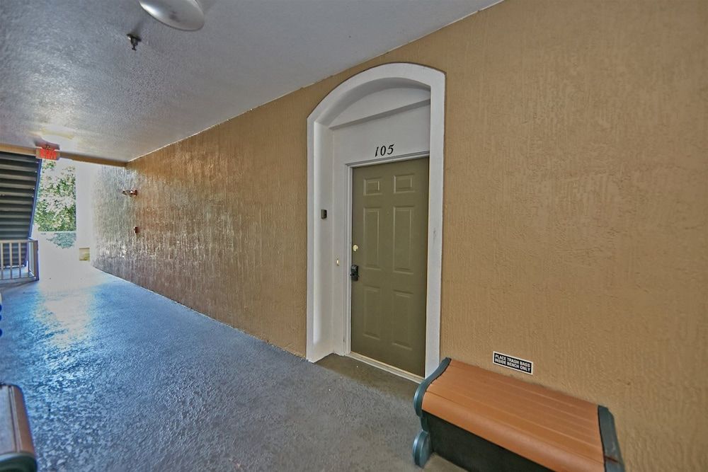 undefined Windsor_palms_105_sp 7