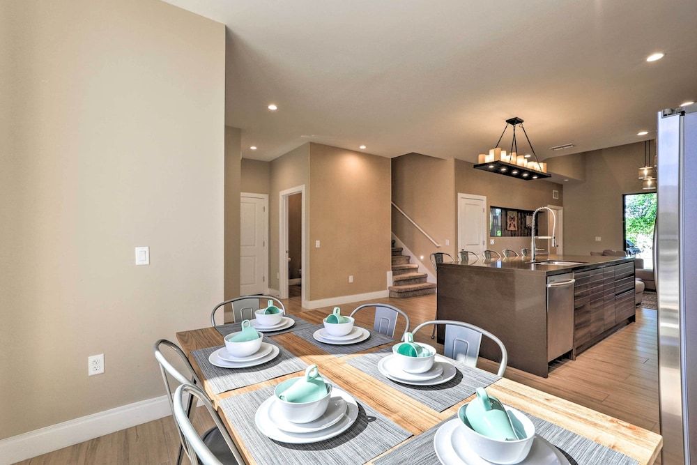 undefined Luxe Kissimmee Getaway ~ 2 Mi to Disney World 9