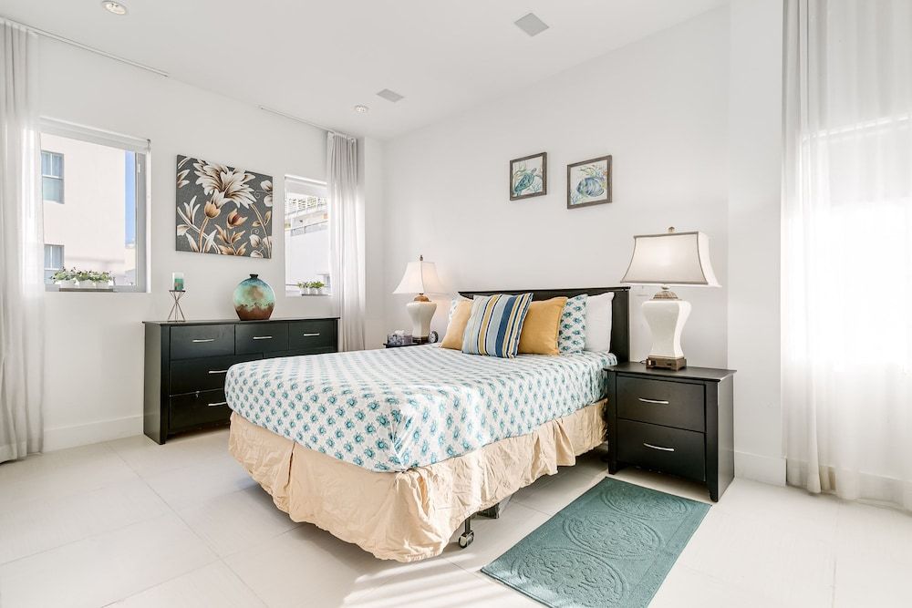 undefined 2 Bedroom 2 Bath Loft with Exclusive Rooftop & Hot Tub