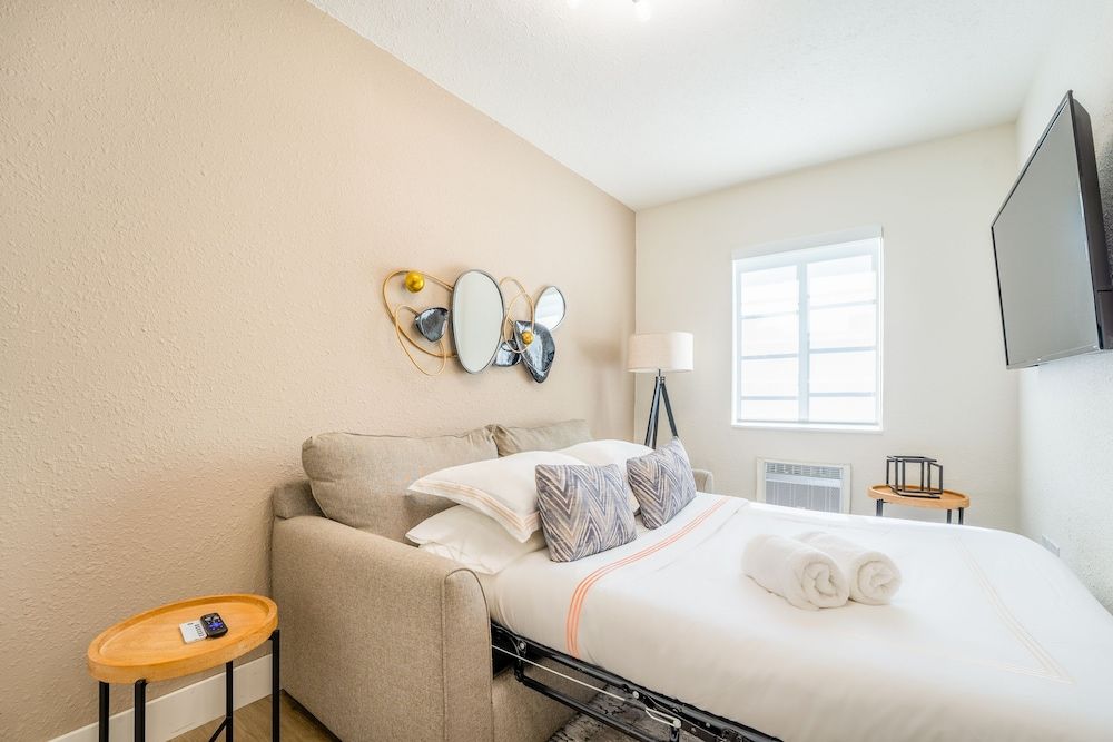 PRAIA Hotel Boutique & Apartments Miami Beach Deluxe Apartment, 2 Bedrooms, Non Smoking, Kitchen 19