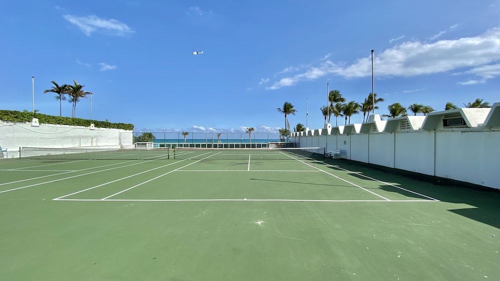 Tennis court