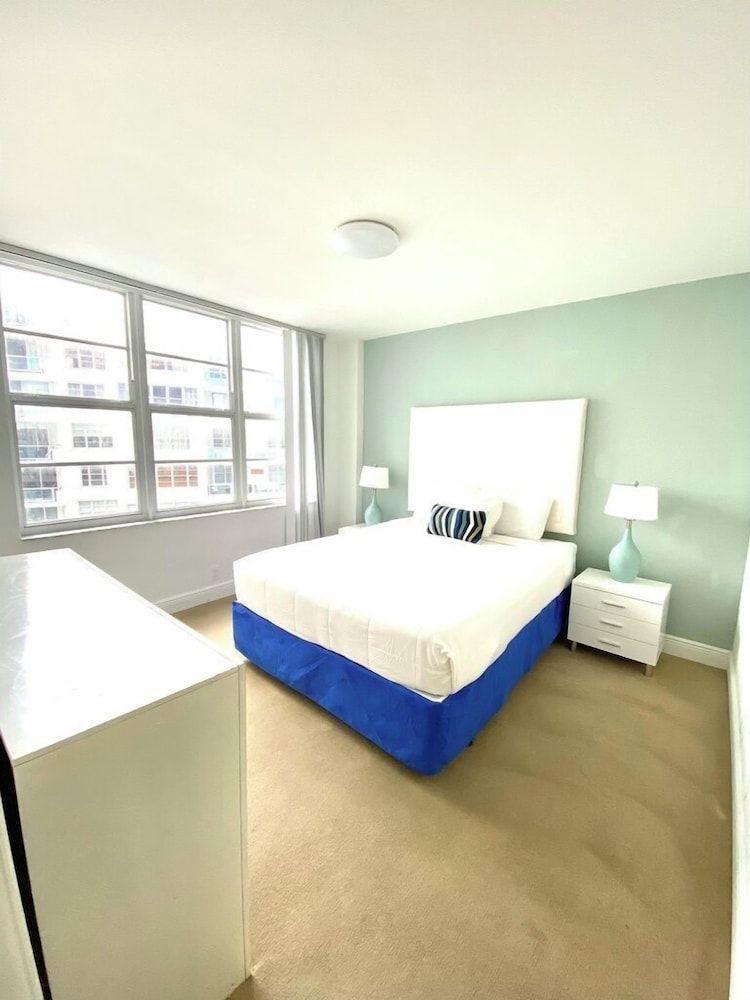 Seacoast by Miami Ambassadors Family Suite, 2 Bedrooms, Balcony, Partial Sea View 2
