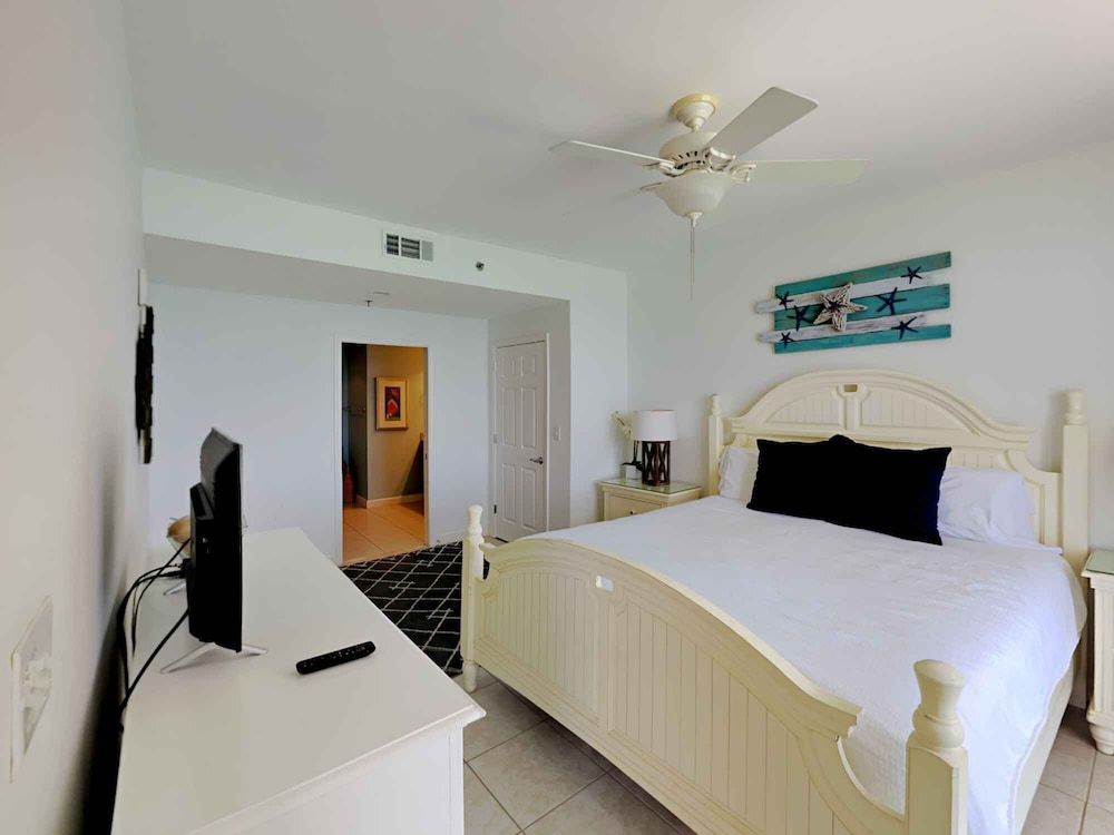 Condo, Multiple Beds, Balcony, Ocean View (1202 West - No Pets Allowed)
