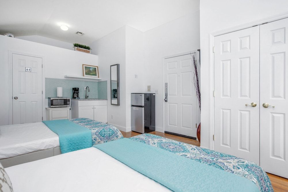 Premium Studio, 2 Double Beds, Non Smoking, Kitchenette