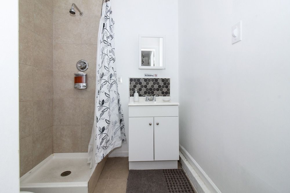 Racpanos Modern Stay on Forrest Street Signature Studio, 1 Double Bed with Sofa bed, Non Smoking, Kitchen 12