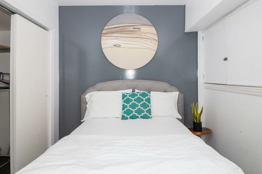 Racpanos Modern Stay on Forrest Street Signature Studio, 1 Double Bed with Sofa bed, Non Smoking, Kitchen 3