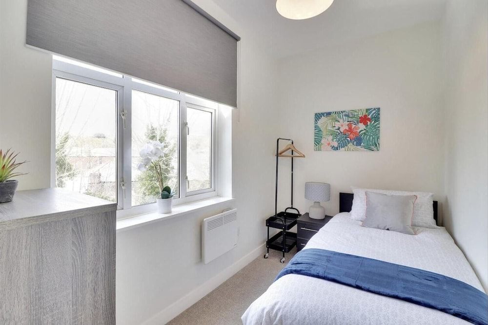 Apartment, Multiple Beds