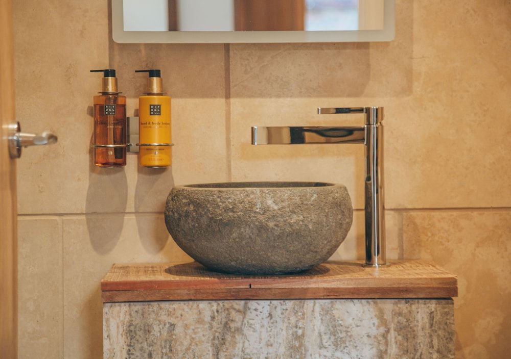 Trading Boundaries Signature Double or Twin Room 4