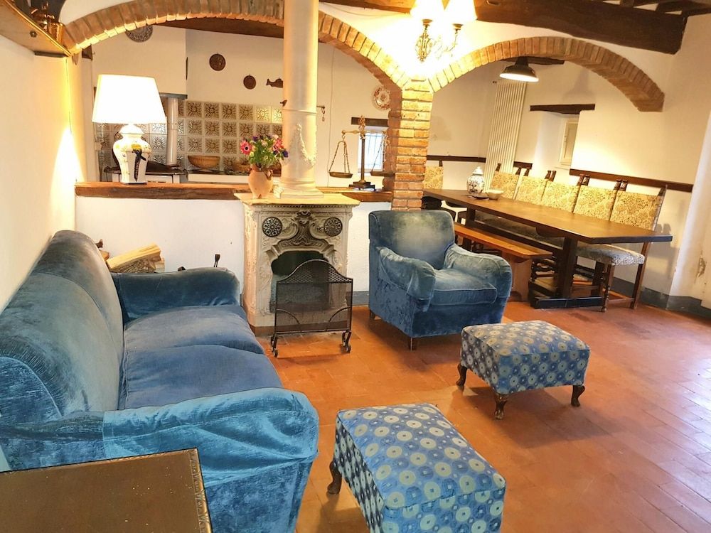 Villa (5 Bedrooms)
