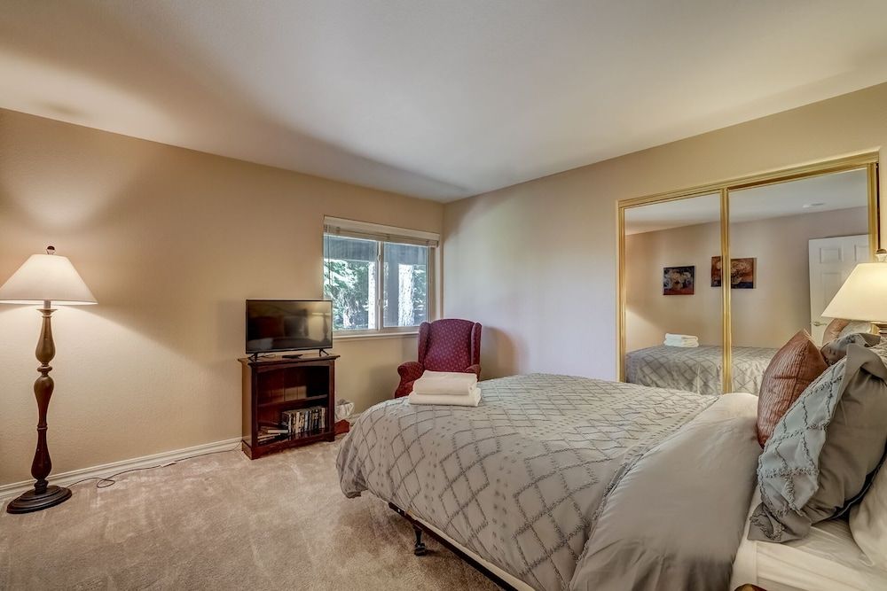 undefined Tahoe RnR 10