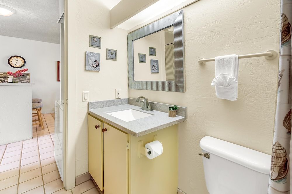 Kona Bali Kai#204 Condo, Multiple Beds, Beach View (Kona Bali Kai#204) 11