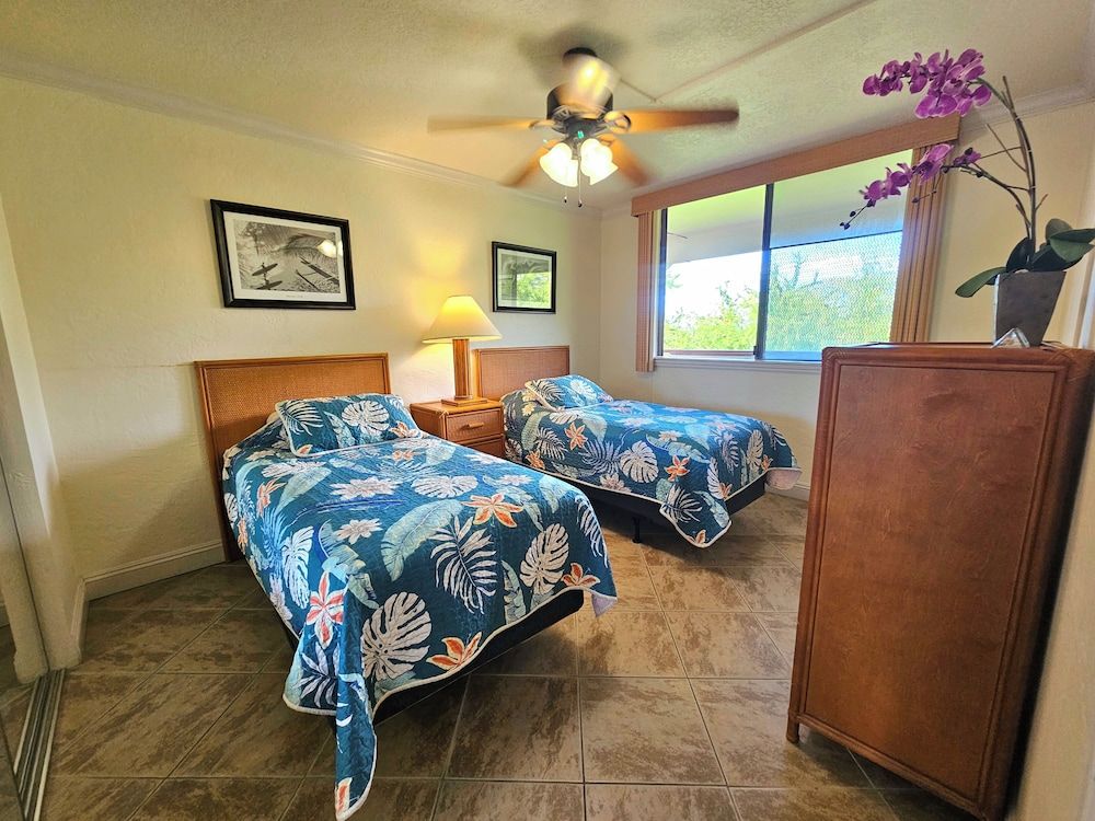 White Sands Village #309 A/c, Tennis & Pool! Condo, Multiple Beds, Balcony, Pool View (White Sands Village #309) 3