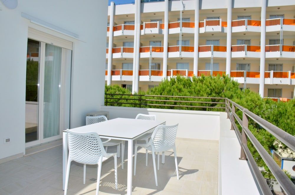 Condo (Yellow Room Nord)