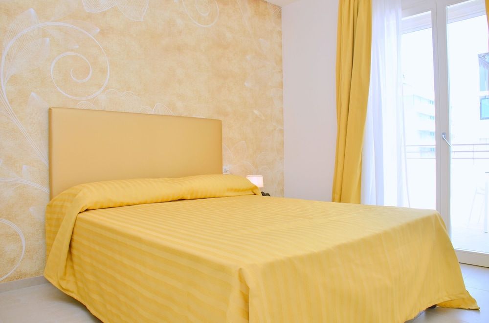 Condo (Yellow Room Nord)