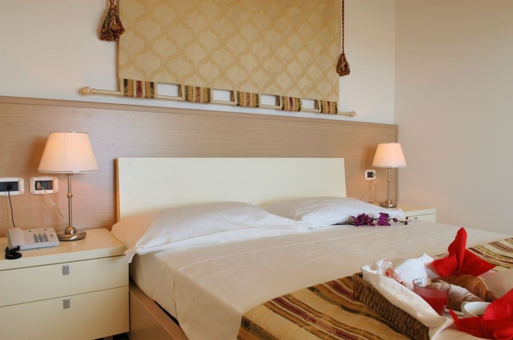 Penthouse, 2 Bedrooms (C2 South Sea)