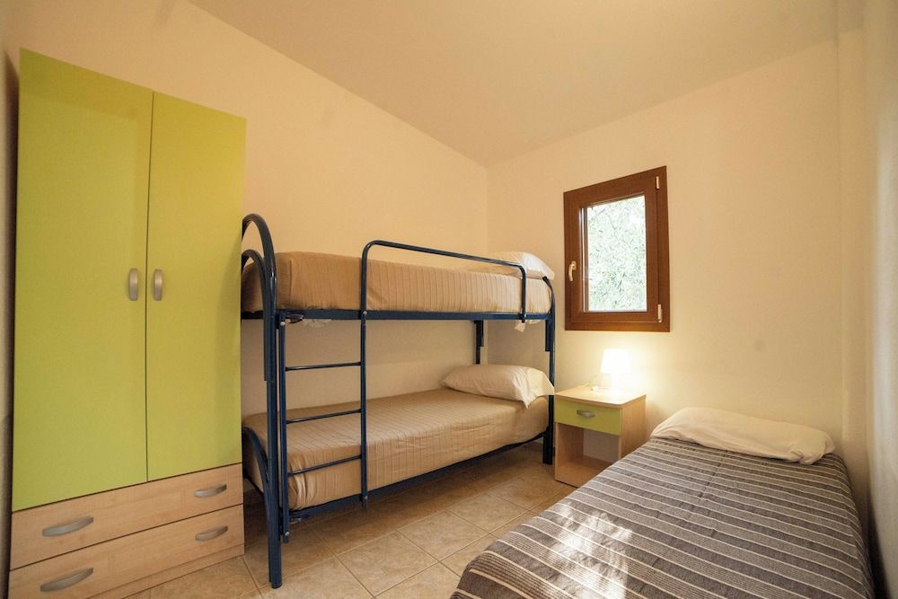 House, 2 Bedrooms, Balcony, Garden View