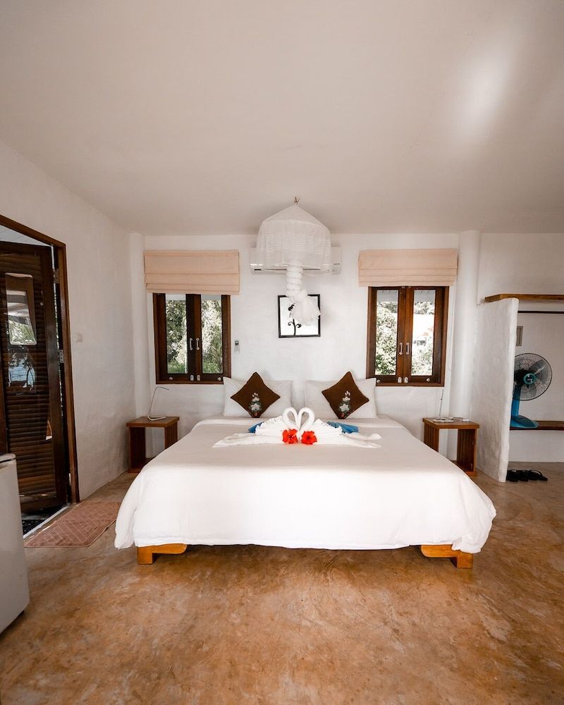 Lazy Day The Resort Sunset Twin Bungalow 3
