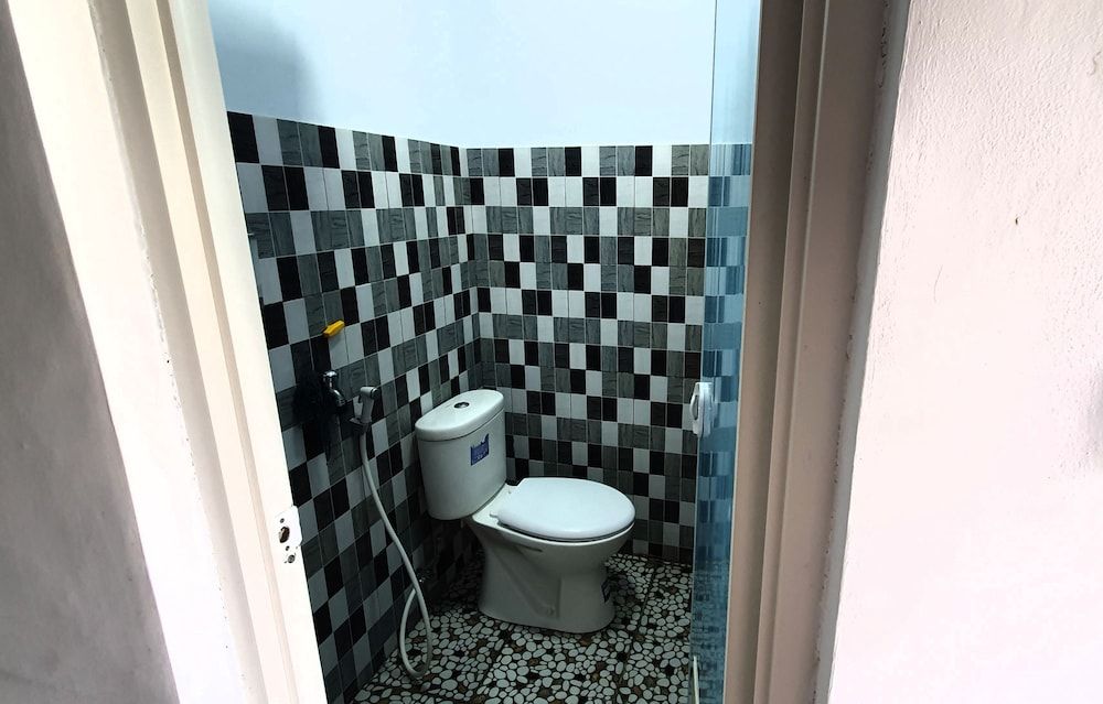 Tiny Room Hostel Basic Shared Dormitory, Mixed Dorm, Kitchen 8