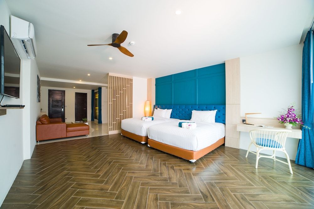 Oceana Resort Phuket Premium Deluxe Suite