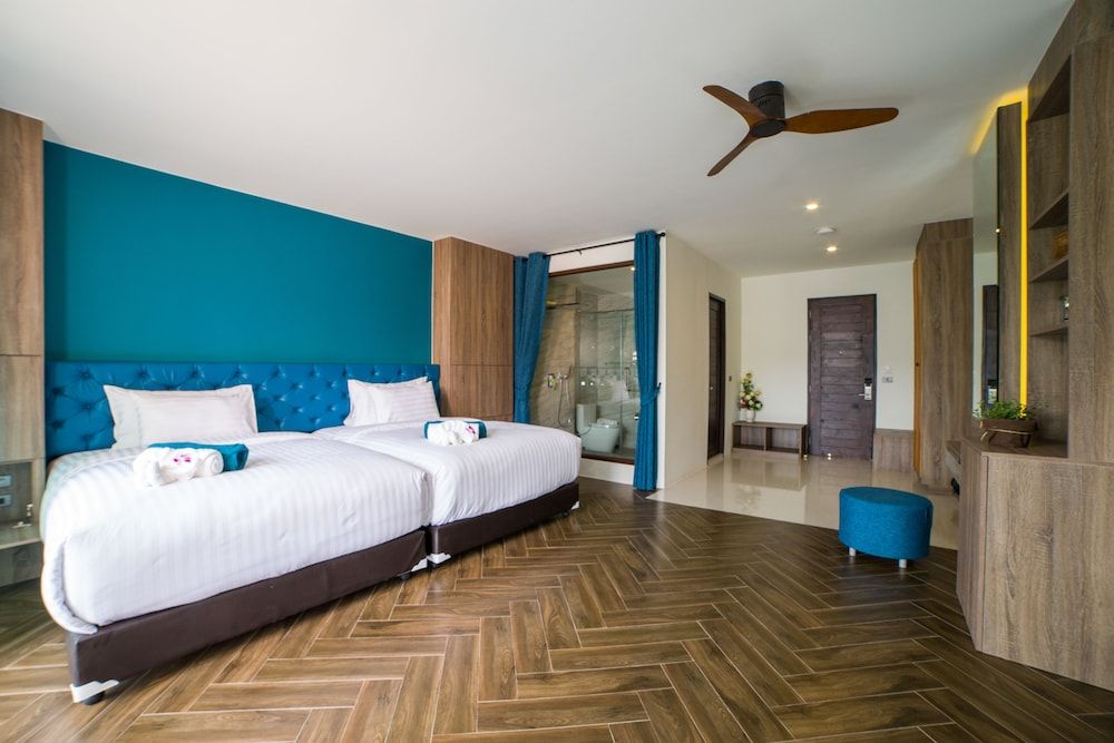 undefined Oceana Resort Phuket 10