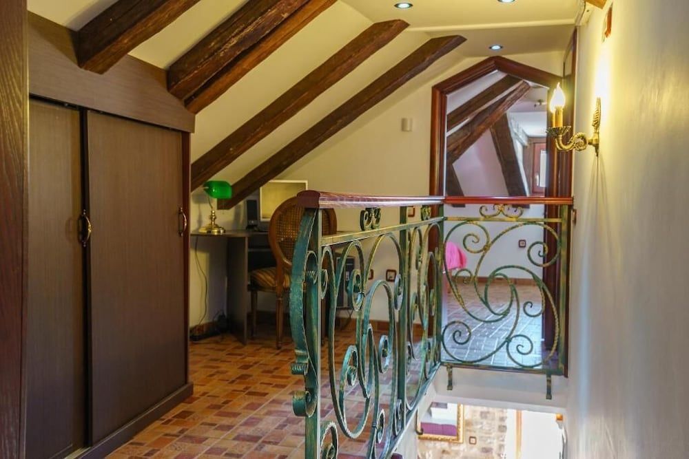 Apartments Wine House Old Town