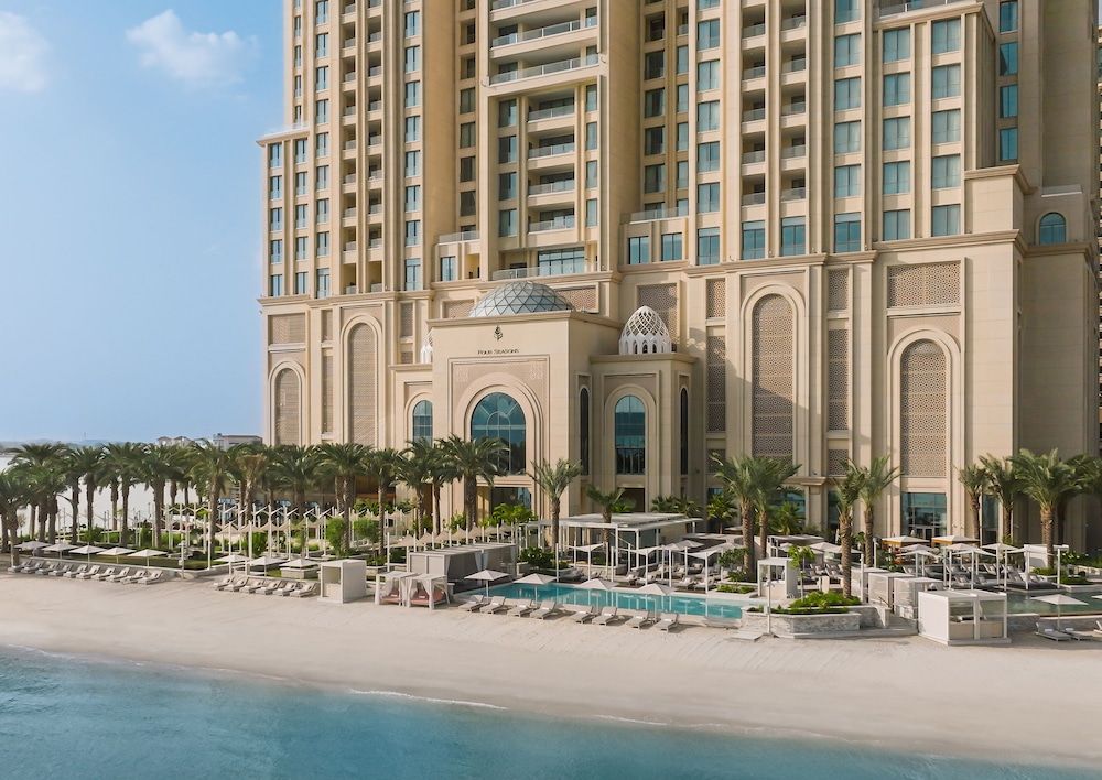 undefined Four Seasons Resort And Residences At The Pearl - Qatar 2