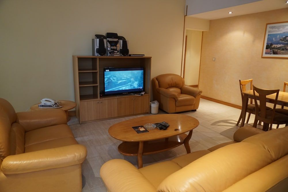 E5 Apartments Family Duplex, Multiple Beds, Non Smoking 7