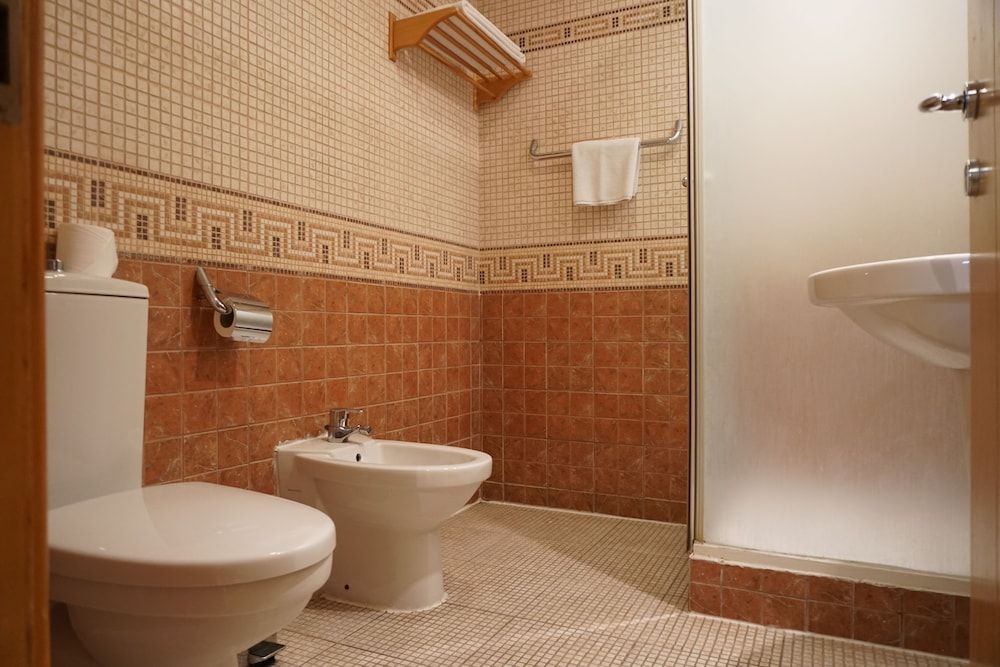 E5 Apartments Family Studio, 1 King Bed, Non Smoking 4