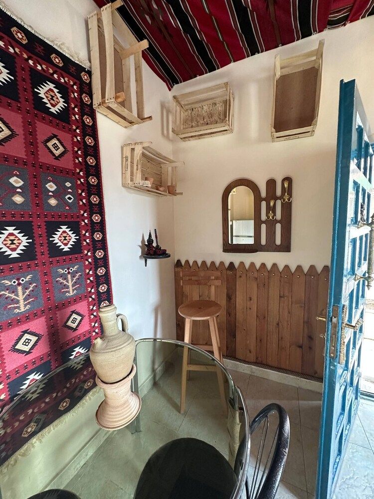 undefined Antica Old Apartment Al-lwebdeh