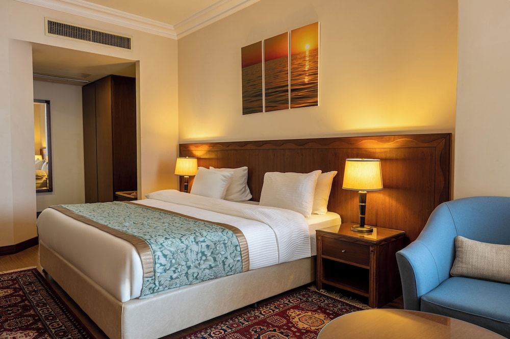 Deluxe Suite, Sea View