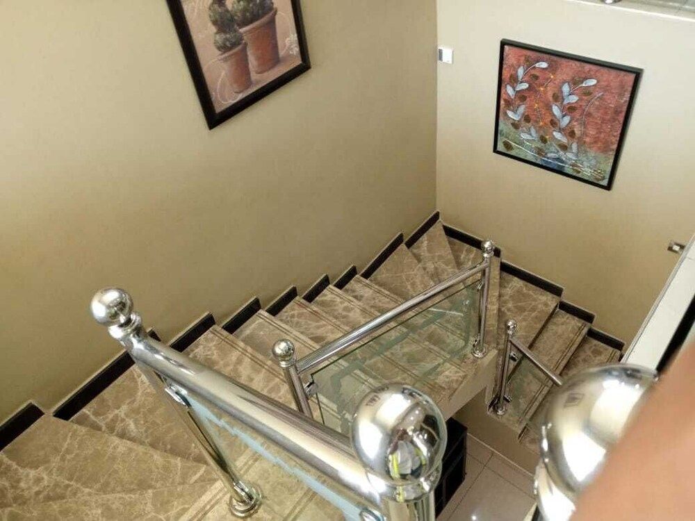 undefined Executive Fully Furnished Apartment Close to Amenities In Massmedia No001 8