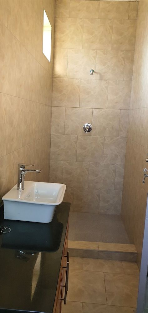 The Princess Guest House Basic Double Room 4