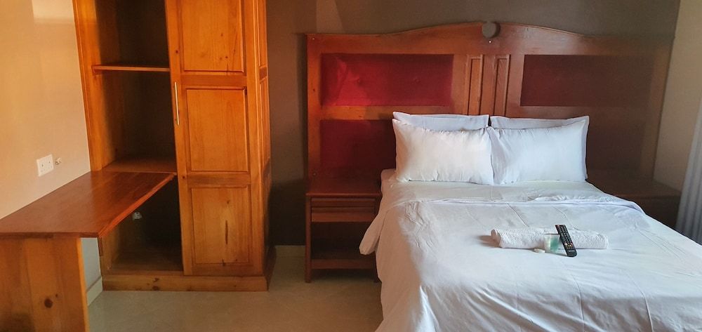 The Princess Guest House Basic Double Room 3