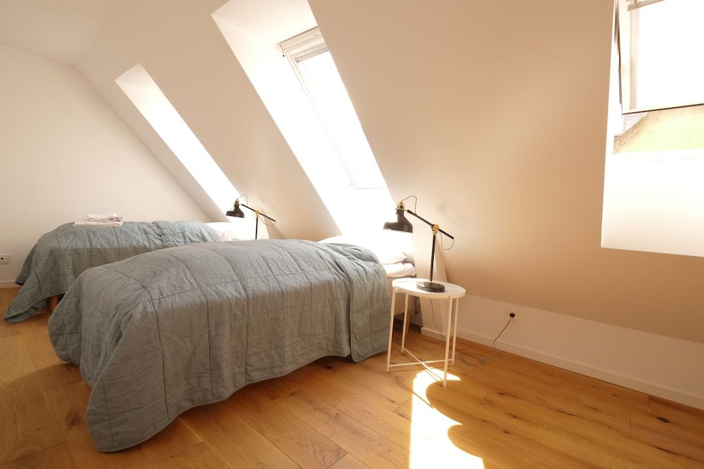 undefined Rent a place 5 9