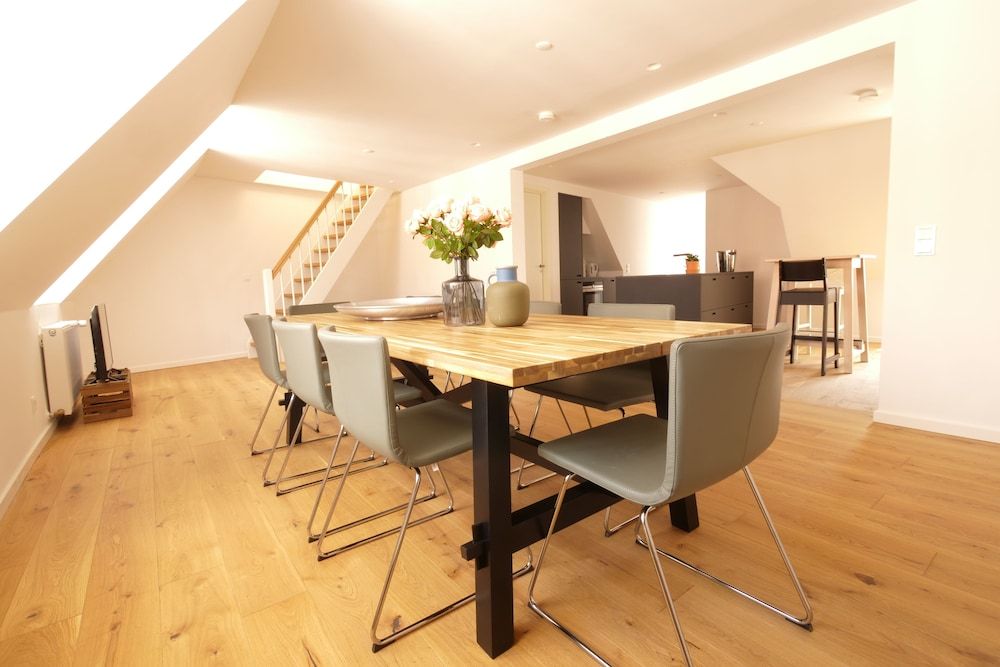 undefined Rent a place 5 2