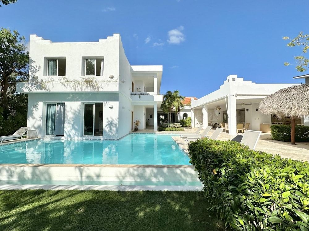 Villa, Smoking