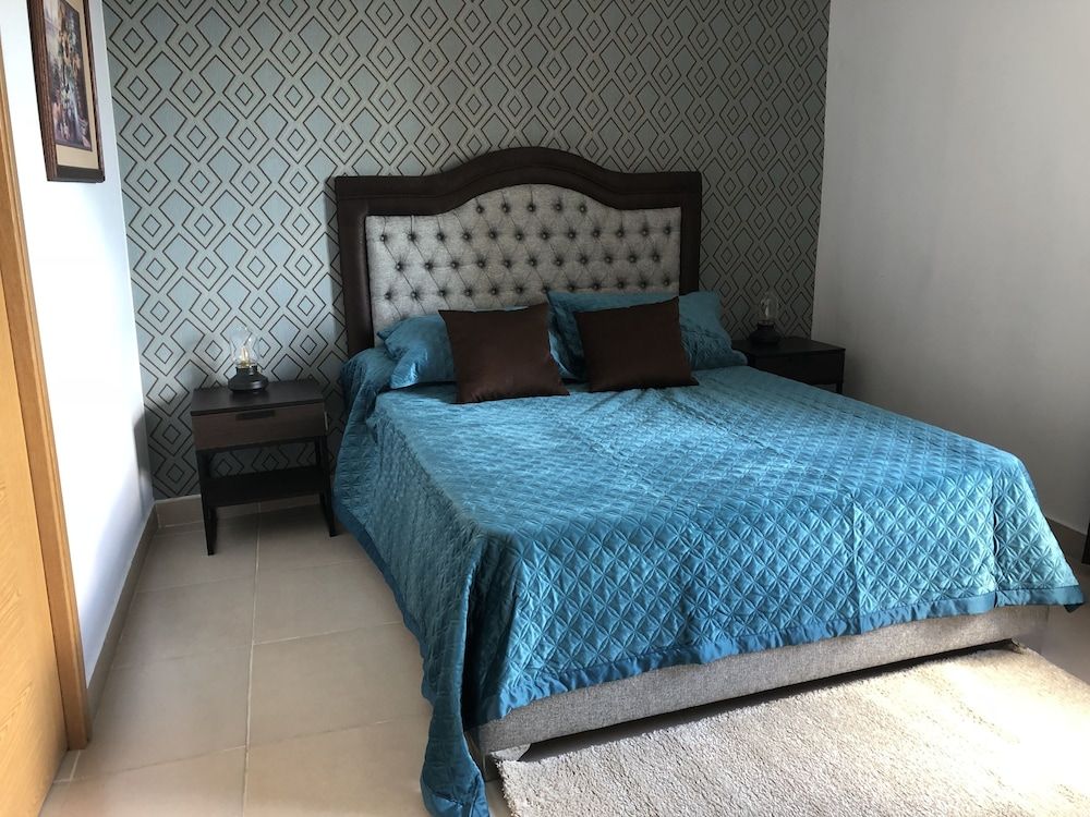 Family Apartment, 3 Bedrooms, Balcony, River View