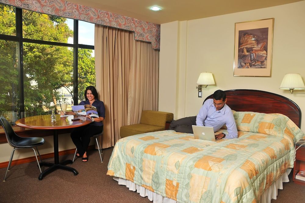 Hotel Ramada Executive Single Room 3
