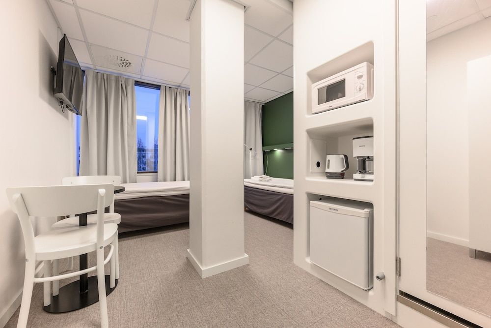 GreenStar Hotel Oulu Standard Triple Room 3