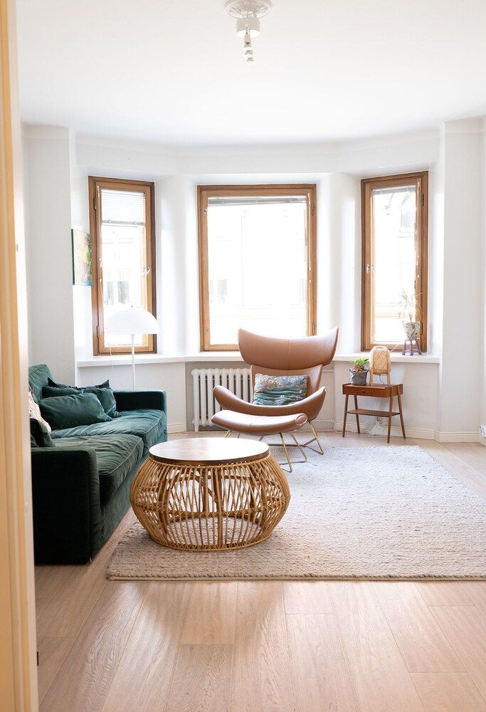 2ndhomes 144 m2 Stylish 3BR Center Home Superior Apartment 15