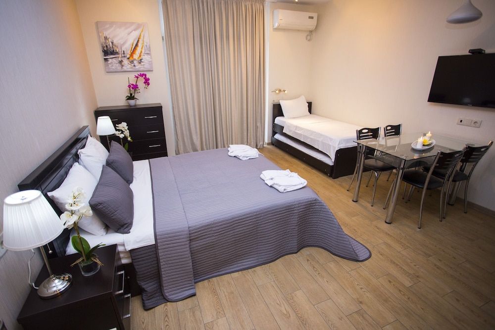 Blue Star Batumi Superior Apartment 12
