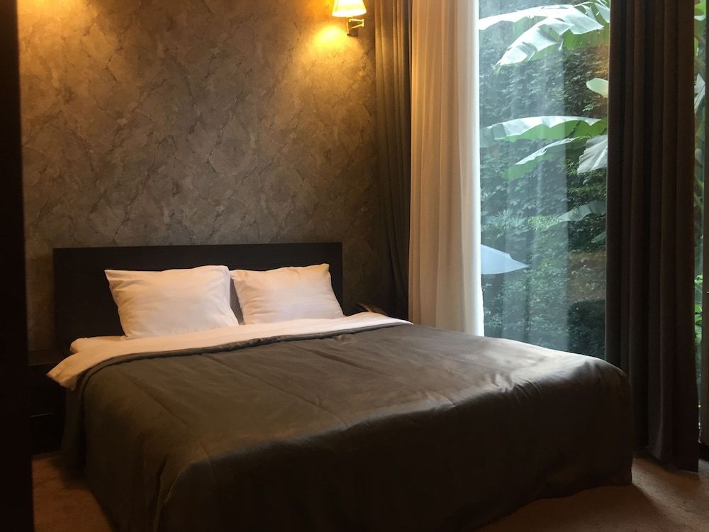 Monte Carlo Economy Room, 1 Bedroom