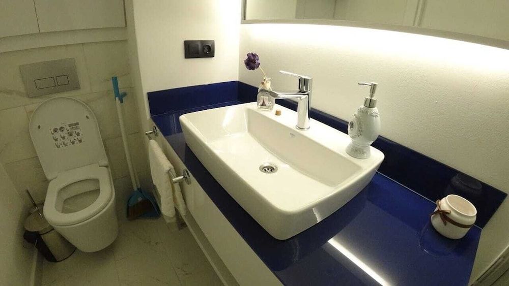 Dream Home Batumi Apart-hotel Triple Apartments on Sherif Khimshiashvili st.7 12