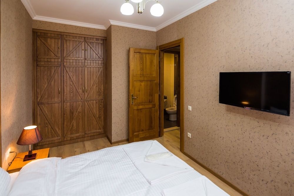 Metekhi's Galavani Hotel - Hostel Family Room 2