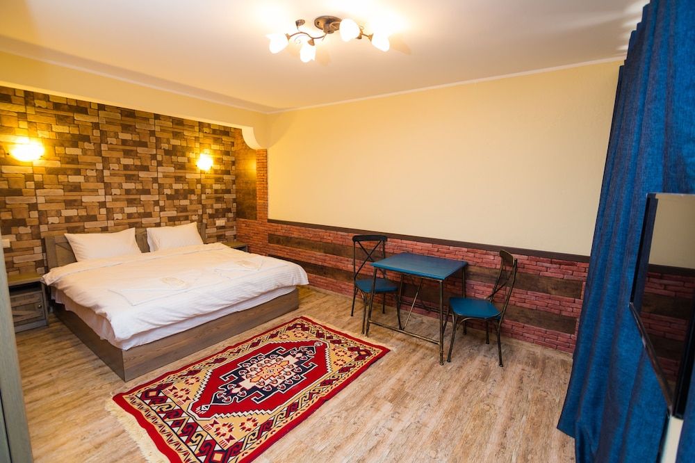 Metekhi's Galavani Hotel - Hostel Standard Double Room 5