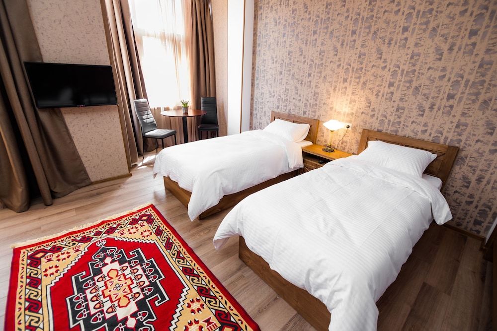 Metekhi's Galavani Hotel - Hostel Family Room 5