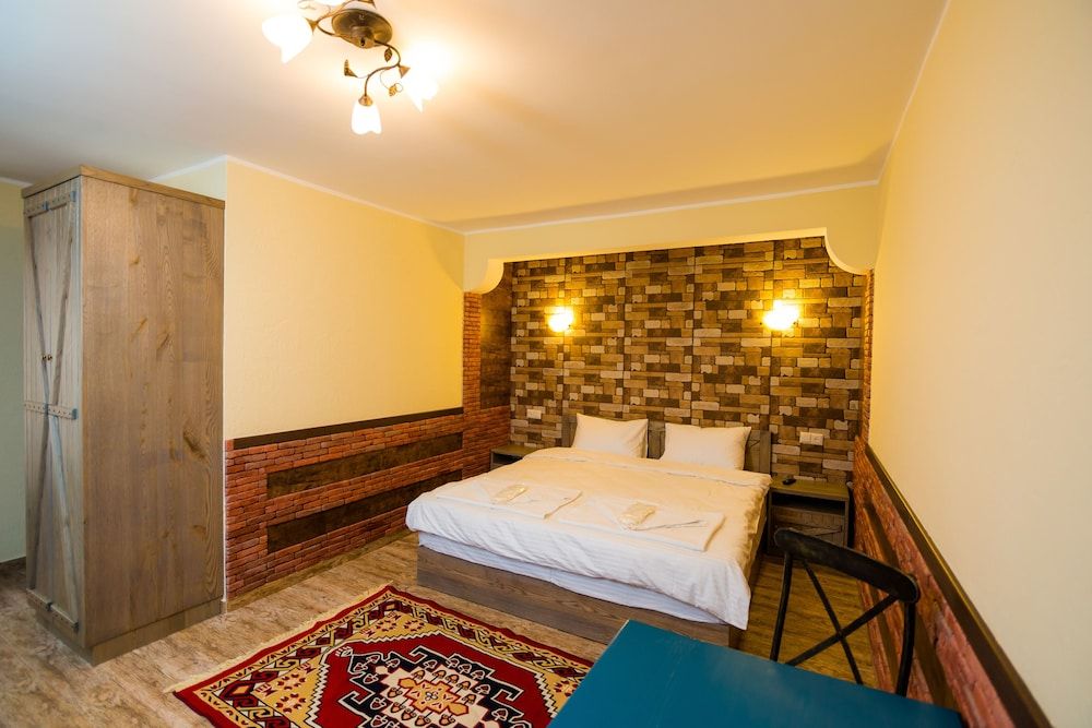 Metekhi's Galavani Hotel - Hostel Standard Double Room 2